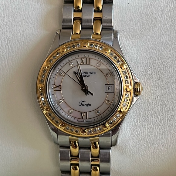 Raymond Weil Tango Women’s Watch Model#5390 - Picture 2 of 13